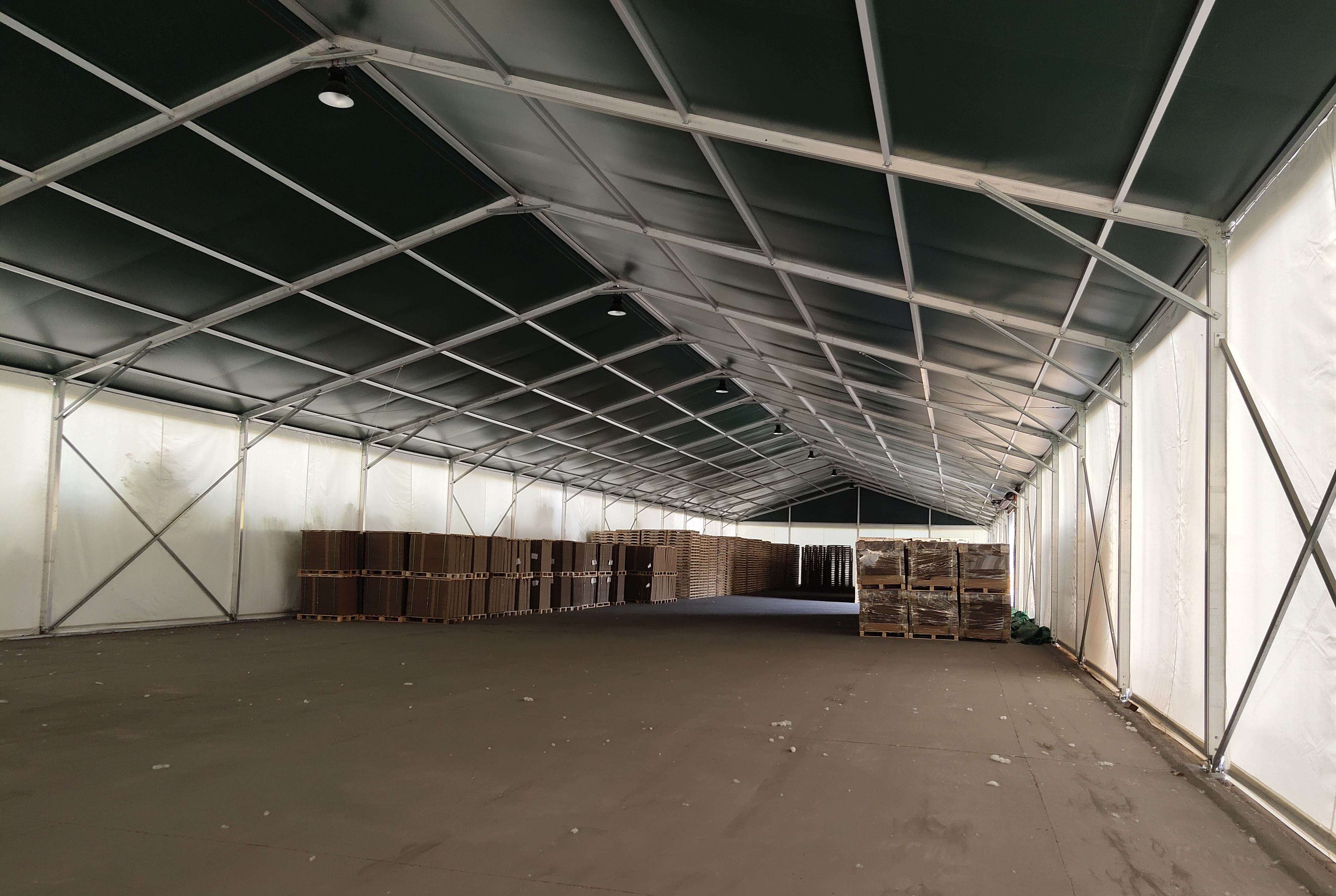 img of 常州18米人字形倉儲工業(yè)篷房