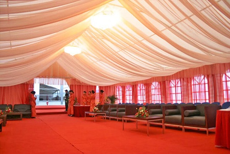 冬季活動(dòng)篷房冷不冷 活動(dòng)篷房